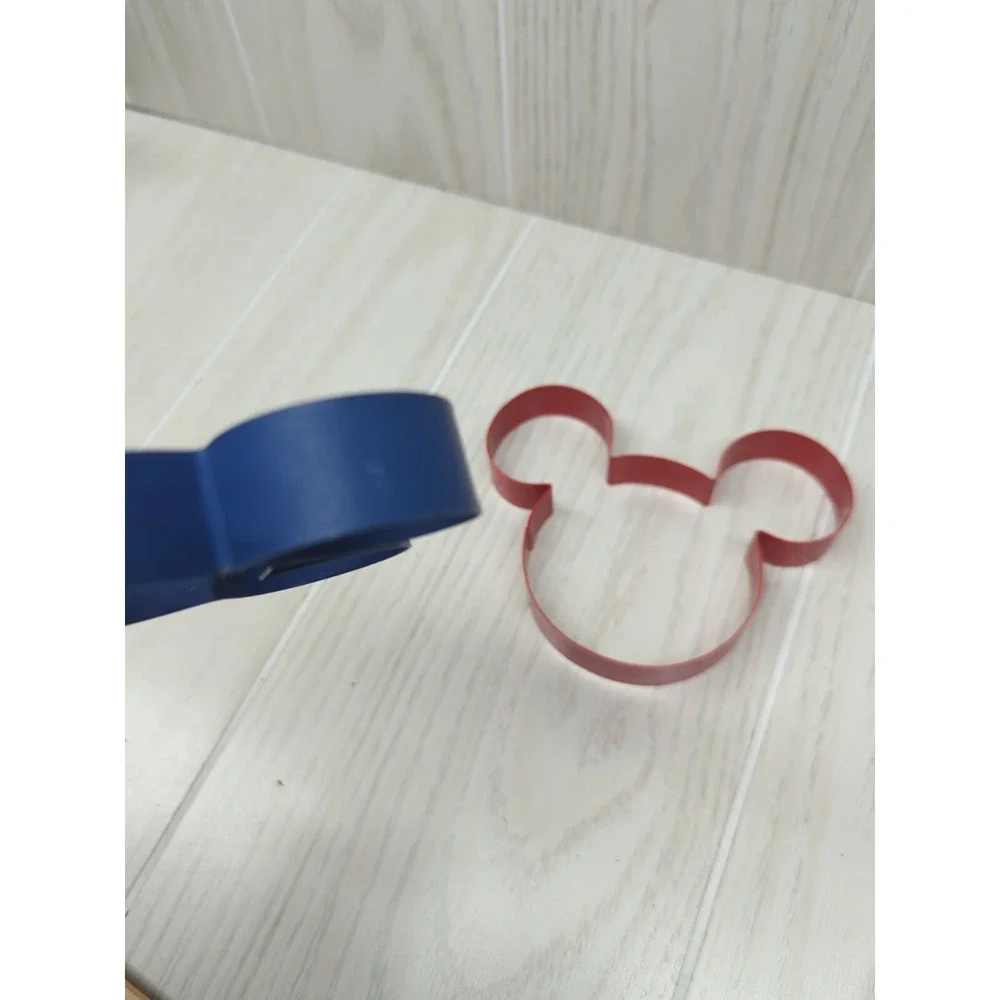 Disney red one